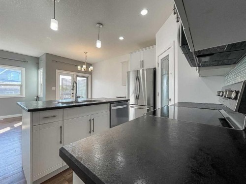 210 Athabasca Avenue, Fort Mcmurray, AB - Indoor Photo Showing Kitchen With Stainless Steel Kitchen With Upgraded Kitchen