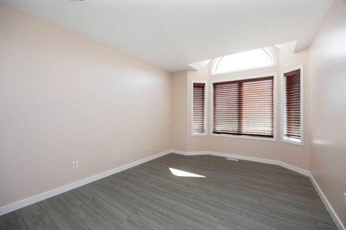 15-98 Wilson Drive, Fort Mcmurray, AB 