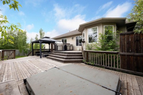 209 Laffont Bay, Fort Mcmurray, AB 
