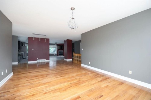 209 Laffont Bay, Fort Mcmurray, AB 