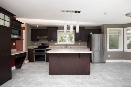 209 Laffont Bay, Fort Mcmurray, AB 