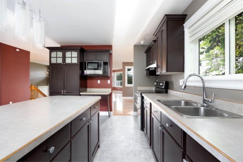 209 Laffont Bay, Fort Mcmurray, AB 