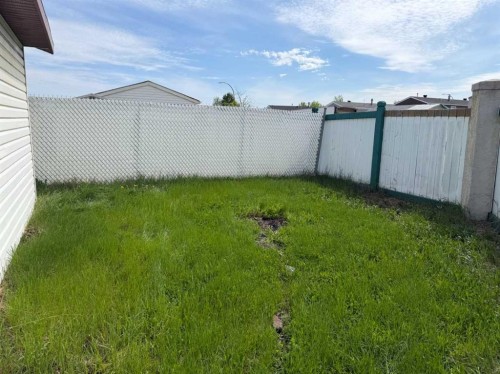 101 Black Bear Crescent, Fort Mcmurray, AB - Outdoor