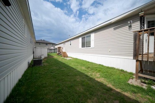 248 Caouette Crescent, Fort Mcmurray, AB - Outdoor With Exterior