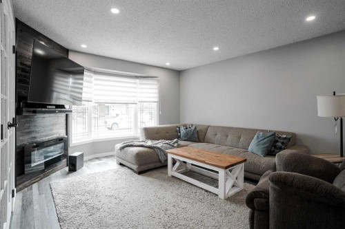 210 Leigh Crescent, Fort Mcmurray, AB 