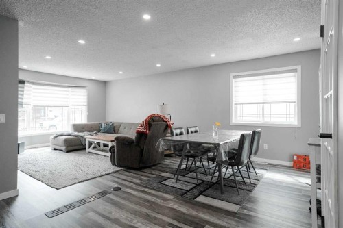 210 Leigh Crescent, Fort Mcmurray, AB 