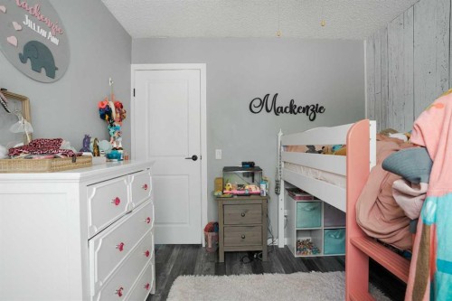 210 Leigh Crescent, Fort Mcmurray, AB 
