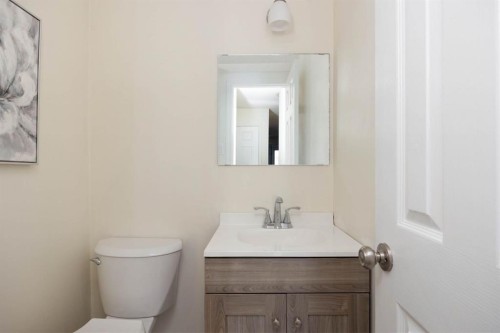 121 Erindale Road, Fort Mcmurray, AB - Indoor Photo Showing Bathroom