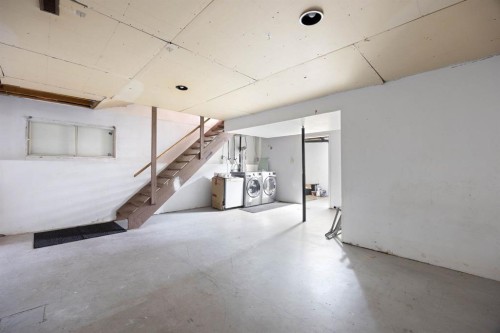 121 Erindale Road, Fort Mcmurray, AB - Indoor