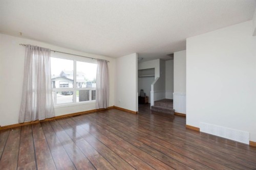 121 Erindale Road, Fort Mcmurray, AB - Indoor