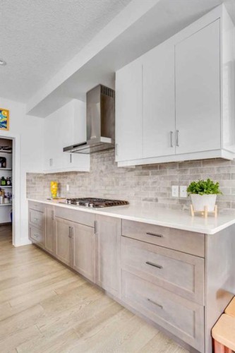 169 Beaveridge Close, Fort Mcmurray, AB - Indoor Photo Showing Kitchen