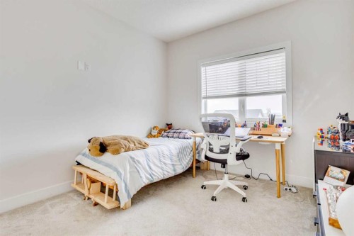 169 Beaveridge Close, Fort Mcmurray, AB - Indoor Photo Showing Bedroom