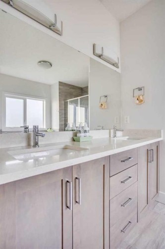 169 Beaveridge Close, Fort Mcmurray, AB - Indoor Photo Showing Bathroom