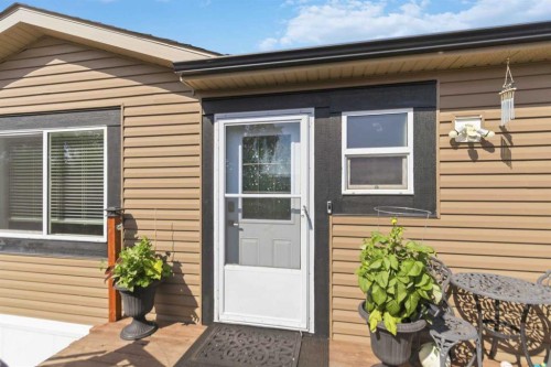 185 Grey Crescent, Fort Mcmurray, AB - Outdoor With Exterior