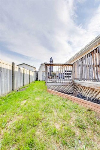 125 Balsam Way, Fort Mcmurray, AB - Outdoor With Deck Patio Veranda