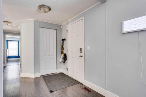 125 Balsam Way, Fort Mcmurray, AB - Indoor Photo Showing Other Room