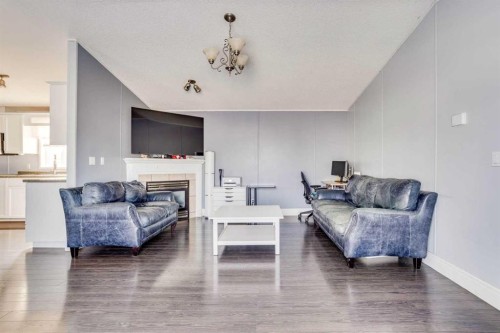 125 Balsam Way, Fort Mcmurray, AB - Indoor Photo Showing Living Room With Fireplace