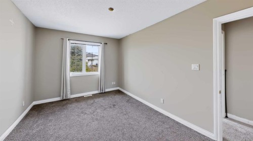 117 Barber Drive, Fort Mcmurray, AB - Indoor Photo Showing Other Room