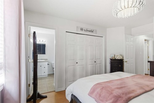 249 Fox Crescent, Fort Mcmurray, AB - Indoor Photo Showing Bedroom