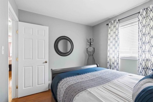 249 Fox Crescent, Fort Mcmurray, AB - Indoor Photo Showing Bedroom
