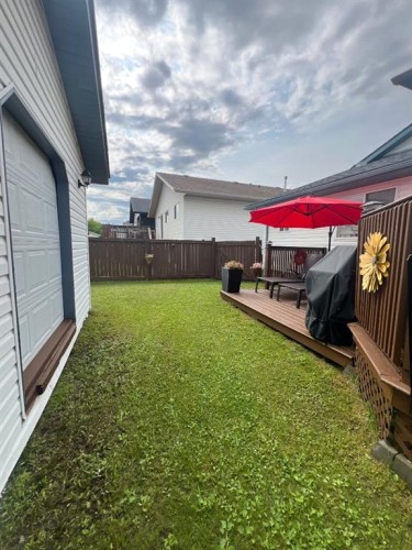 249 Fox Crescent, Fort Mcmurray, AB - Outdoor With Deck Patio Veranda