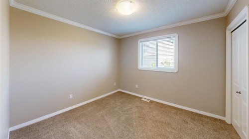 192 Crane Rise, Fort Mcmurray, AB - Indoor Photo Showing Other Room