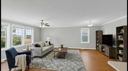 192 Crane Rise, Fort Mcmurray, AB - Indoor Photo Showing Living Room
