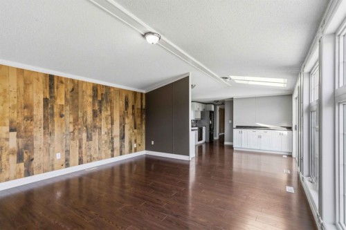137 Cree Road, Fort Mcmurray, AB - Indoor Photo Showing Other Room
