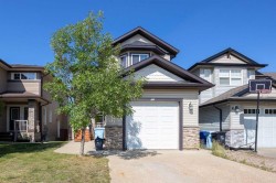 322 Grosbeak Way Fort Mcmurray, AB T9K 0L8