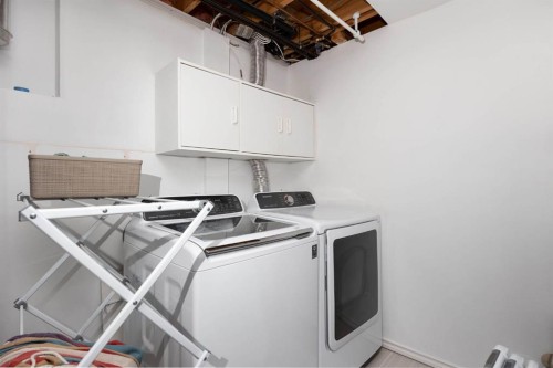 254 Wolverine Drive, Fort Mcmurray, AB - Indoor Photo Showing Laundry Room