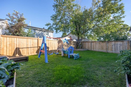 254 Wolverine Drive, Fort Mcmurray, AB - Outdoor With Backyard