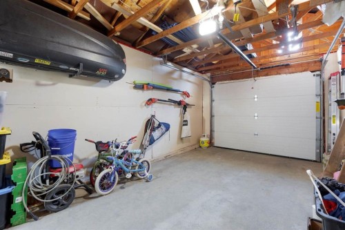 254 Wolverine Drive, Fort Mcmurray, AB - Indoor Photo Showing Garage