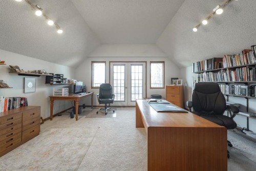 118 Dickins Close, Fort Mcmurray, AB - Indoor Photo Showing Office