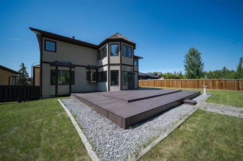 118 Dickins Close, Fort Mcmurray, AB - Outdoor