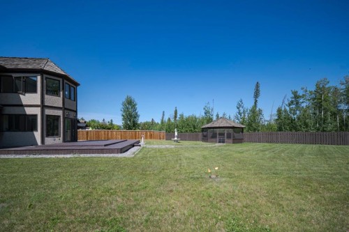118 Dickins Close, Fort Mcmurray, AB - Outdoor