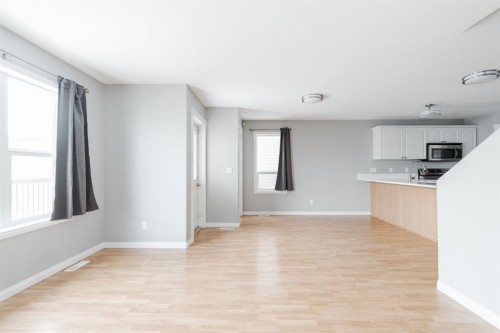 124 Fox Crescent, Fort Mcmurray, AB - Indoor Photo Showing Other Room