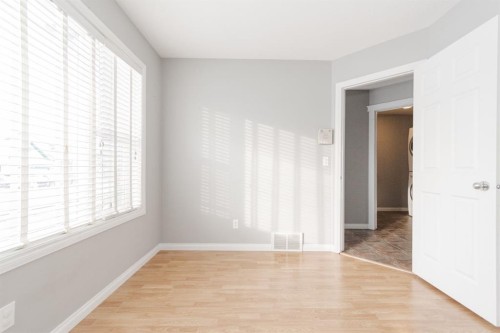 124 Fox Crescent, Fort Mcmurray, AB - Indoor Photo Showing Other Room
