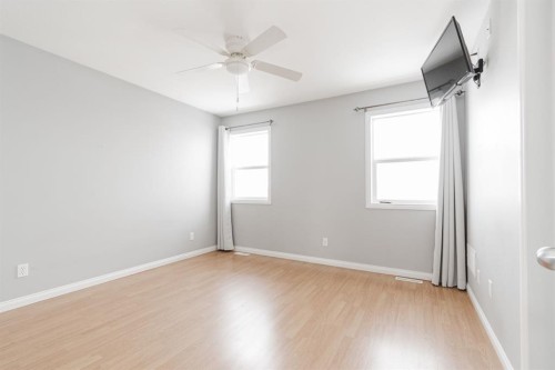 124 Fox Crescent, Fort Mcmurray, AB - Indoor Photo Showing Other Room