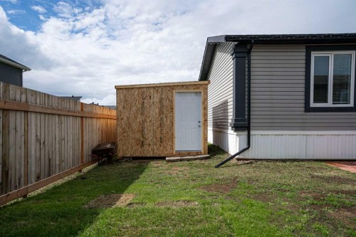 104 Beacon Hill Place, Fort Mcmurray, AB - Outdoor