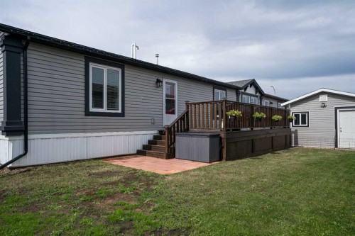 104 Beacon Hill Place, Fort Mcmurray, AB - Outdoor With Deck Patio Veranda