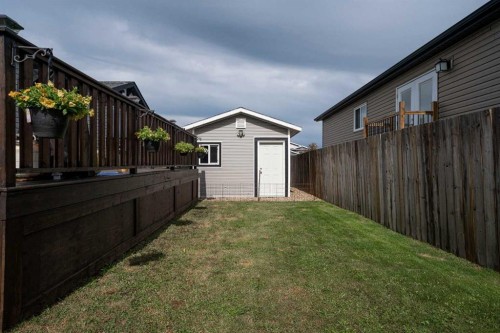 104 Beacon Hill Place, Fort Mcmurray, AB - Outdoor With Exterior