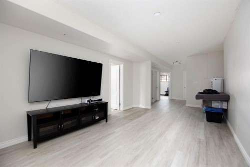 136 Parry Crescent, Fort Mcmurray, AB - Indoor Photo Showing Living Room