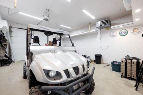 136 Parry Crescent, Fort Mcmurray, AB - Indoor Photo Showing Garage