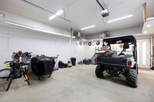 136 Parry Crescent, Fort Mcmurray, AB - Indoor Photo Showing Garage