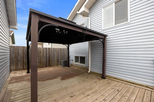 136 Parry Crescent, Fort Mcmurray, AB - Outdoor With Exterior
