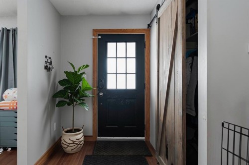 108 Robin Crescent, Fort Mcmurray, AB - Indoor Photo Showing Other Room