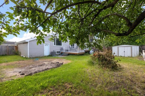 122 Bird Crescent, Fort Mcmurray, AB - Outdoor