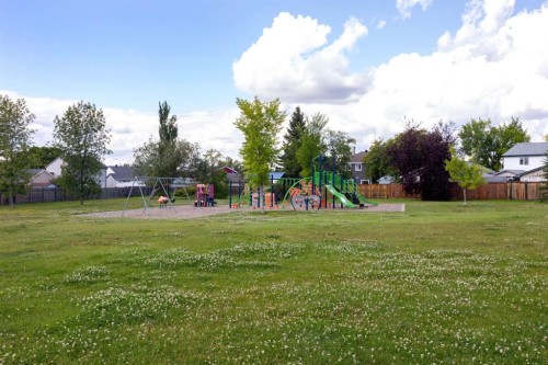 122 Bird Crescent, Fort Mcmurray, AB - Outdoor