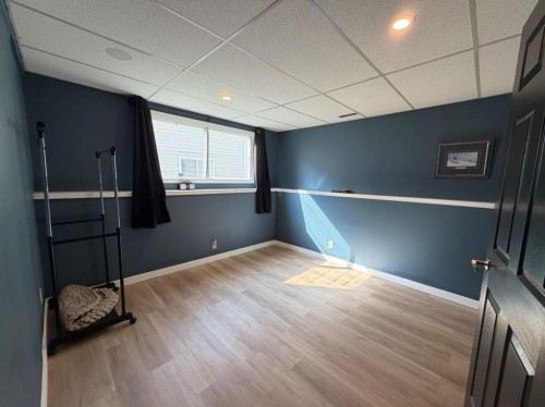 505 12 Avenue, Slave Lake, AB - Indoor Photo Showing Other Room