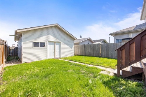 632 Athabasca Avenue, Fort Mcmurray, AB - Outdoor With Exterior